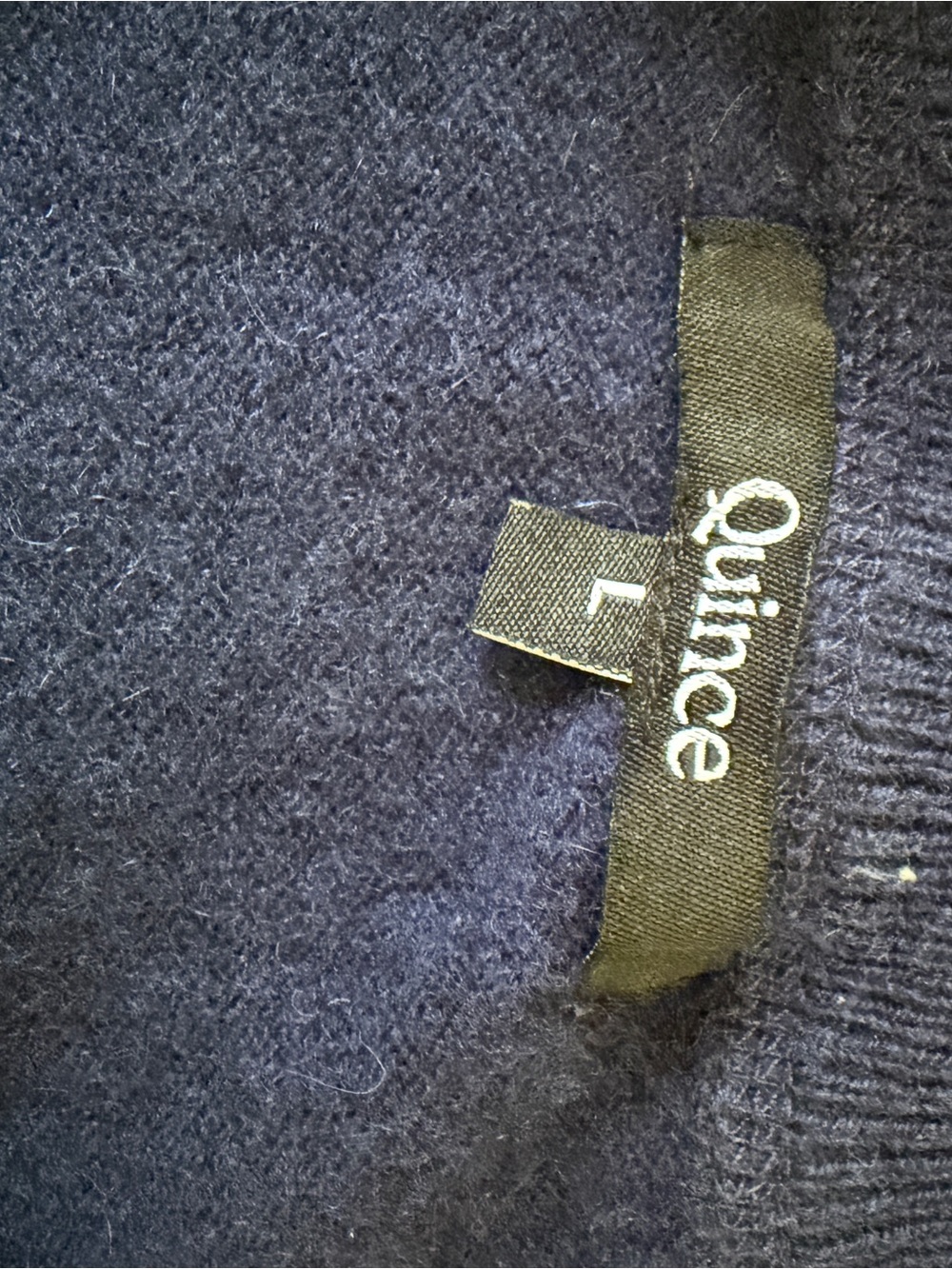 Quince cashmere shrunken sweatshirt - Picture 3 of 3